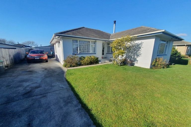 Photo of property in 32 Pembroke Street, Avondale, Christchurch, 8061