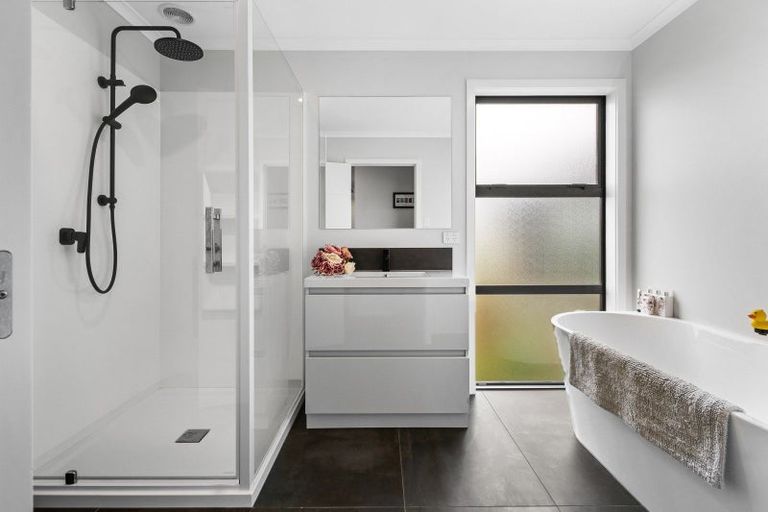 Photo of property in 61 Tennants Road, Bulls, 4894