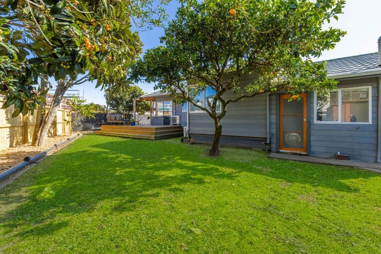 Photo of property in 2/172 Motatau Road, Papatoetoe, Auckland, 2025