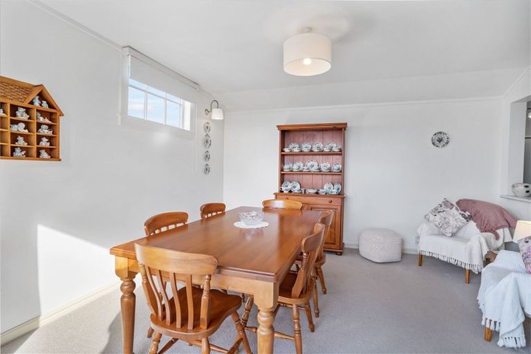 Photo of property in 1/49 Sale Street, Cockle Bay, Auckland, 2014