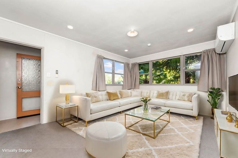 Photo of property in 39 Universal Drive, Henderson, Auckland, 0610