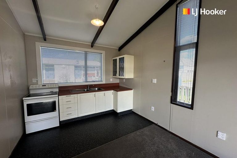 Photo of property in 10a Kirkcaldy Street, South Dunedin, Dunedin, 9012