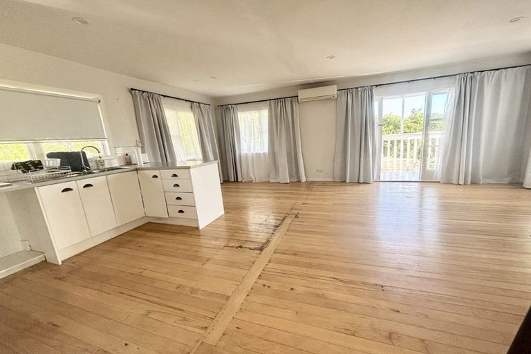 Photo of property in 12 Lynn Road, Bayview, Auckland, 0629