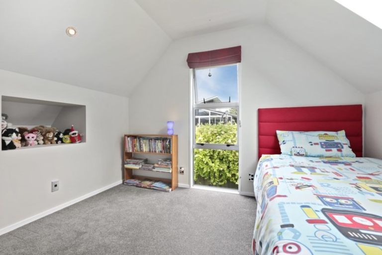 Photo of property in 3a Whareora Terrace, Cashmere, Christchurch, 8022