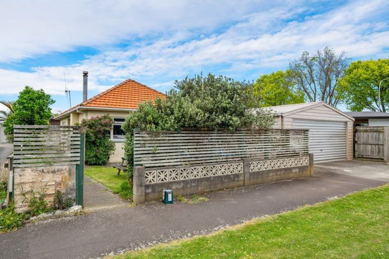 Photo of property in 152 Ferguson Street, West End, Palmerston North, 4412