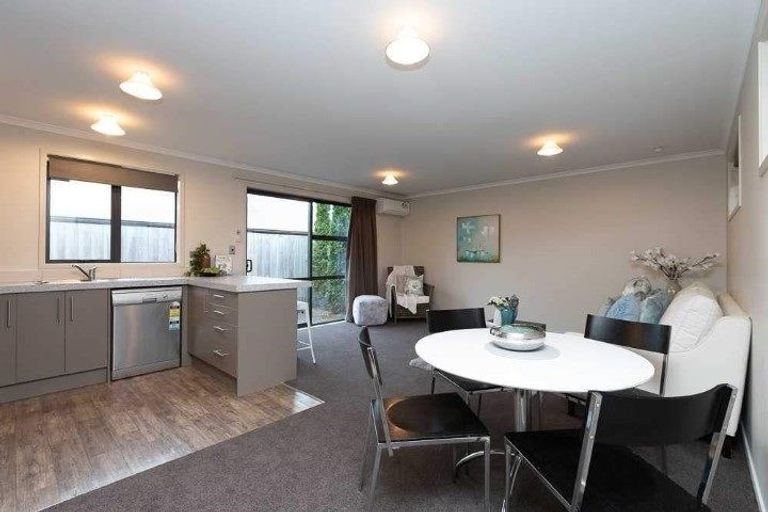 Photo of property in 1/108 Old Farm Road, Hamilton East, Hamilton, 3216