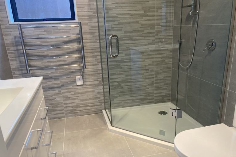 Photo of property in 4 Morepork Street, Flat Bush, Auckland, 2019