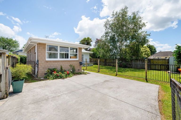 Photo of property in 6a Hume Place, Fairfield, Hamilton, 3214