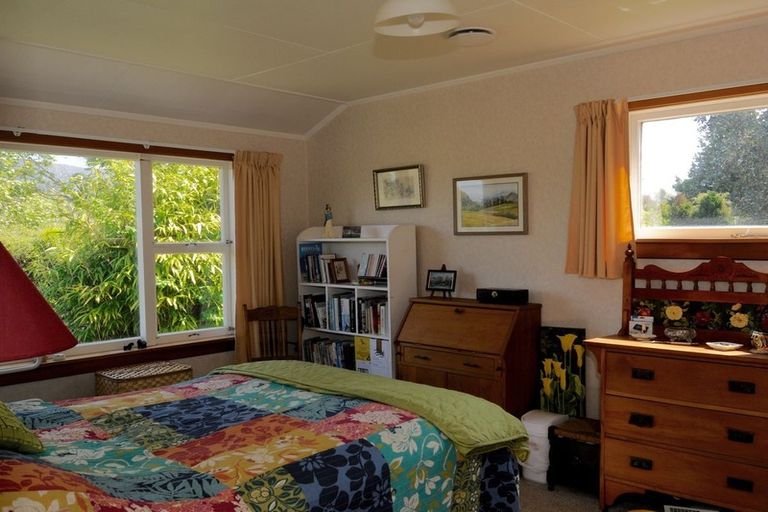 Photo of property in 104 Mill Road, Waimate, 7978