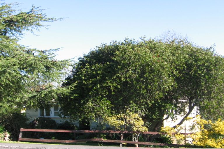 Photo of property in 3 Whiteman Road, Kawakawa, 0210