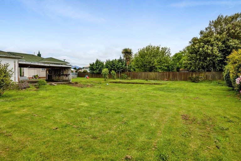 Photo of property in 150 Miranda Street, Stratford, 4332