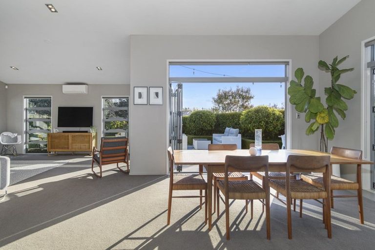 Photo of property in 132 Rowesdale Drive, Ohauiti, Tauranga, 3112