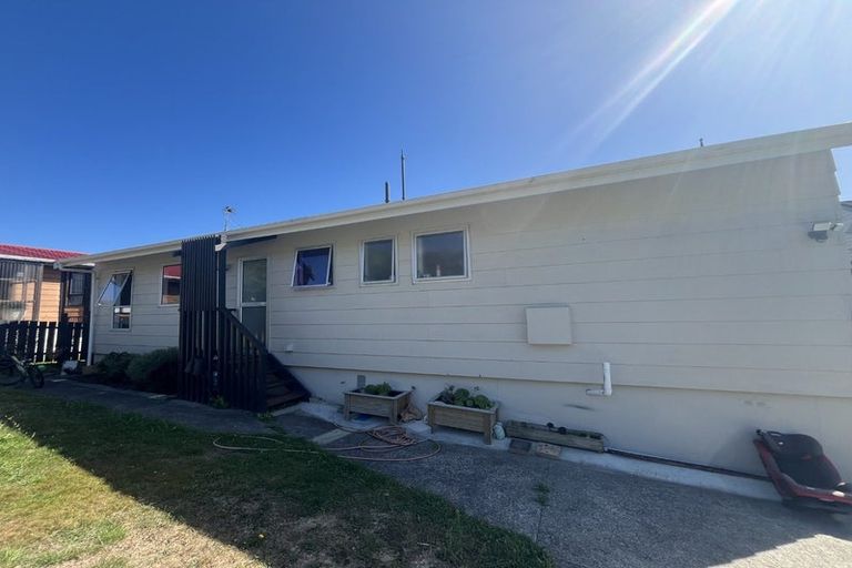 Photo of property in 86 Leeward Drive, Whitby, Porirua, 5024