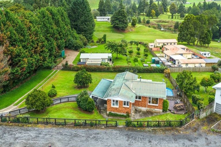 Photo of property in 109 Main Road, Tirau, 3410