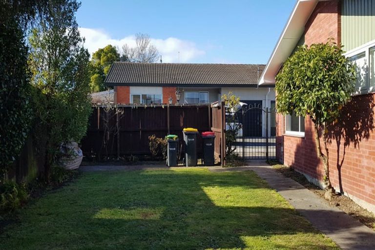 Photo of property in 1/25 Beckford Road, Saint Martins, Christchurch, 8022