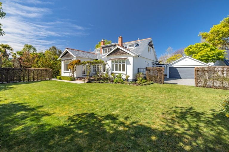 Photo of property in 200 Ilam Road, Ilam, Christchurch, 8041