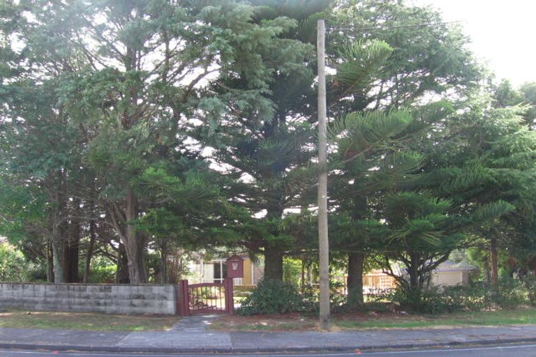 Photo of property in 50 Verbena Road, Birkdale, Auckland, 0626