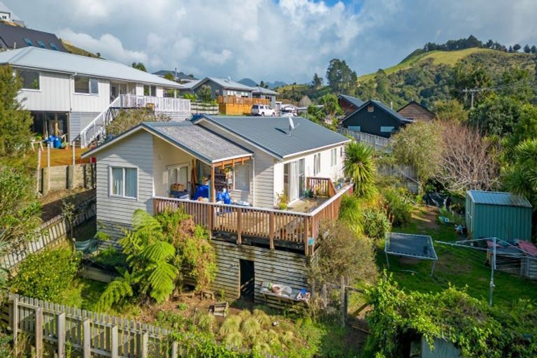 Photo of property in 121 Te Tutu Street, Whangamata, 3691