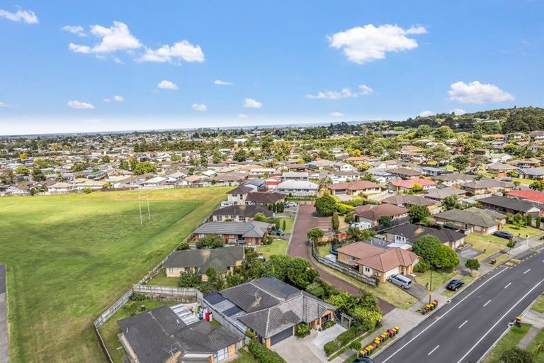 Photo of property in 54 Magic Way, Randwick Park, Auckland, 2105