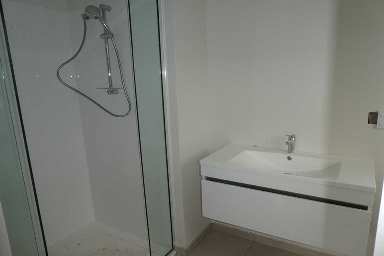 Photo of property in 12 Broadway Parade, Rolleston, 7615