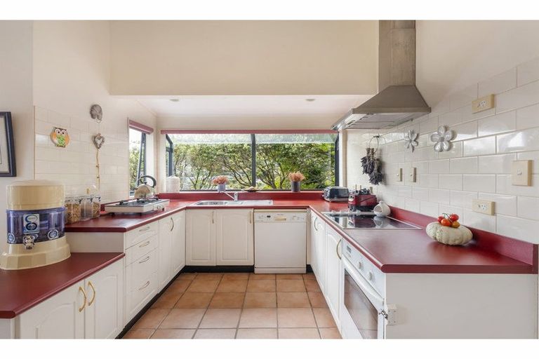 Photo of property in 632 Kellys Bay Road, Pouto, Te Kopuru, 0391