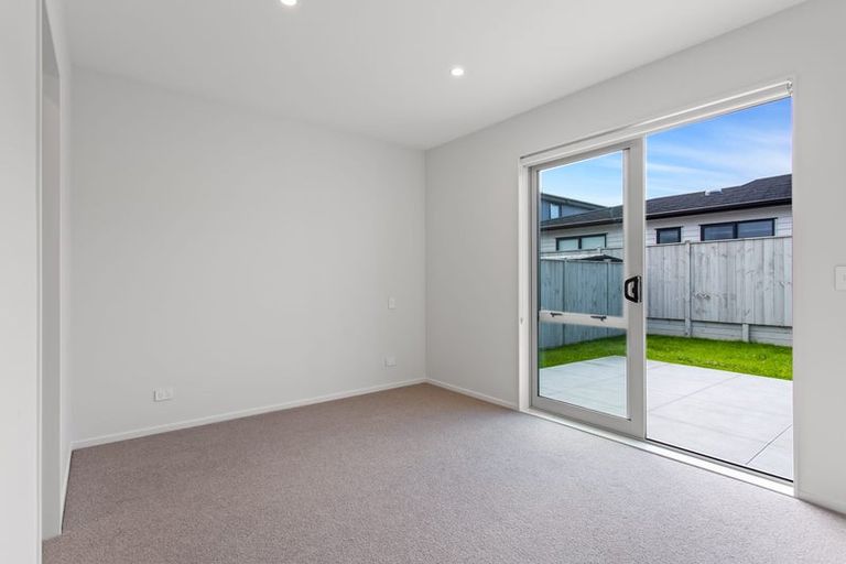 Photo of property in 32 Te Mura Crescent, Takanini, 2112