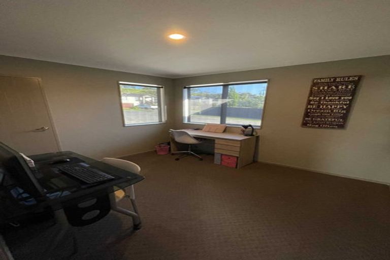 Photo of property in 29 Cape Vista Crescent, Pukekohe, 2120