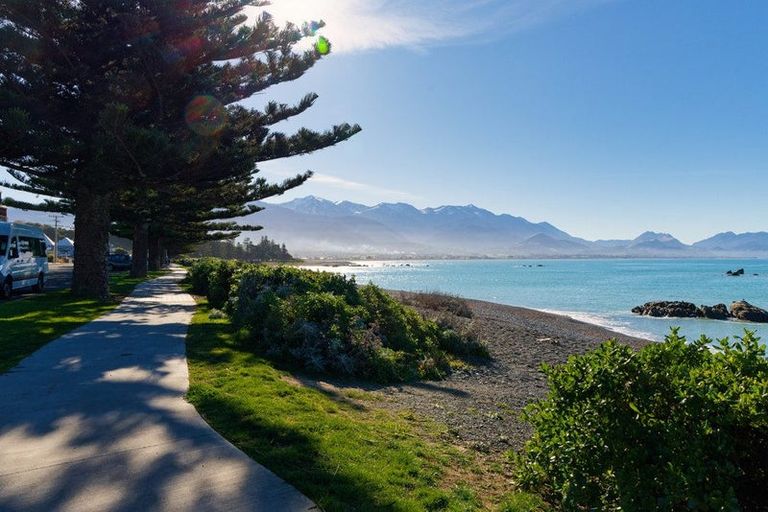 Photo of property in 2/132 Esplanade, Kaikoura, 7300
