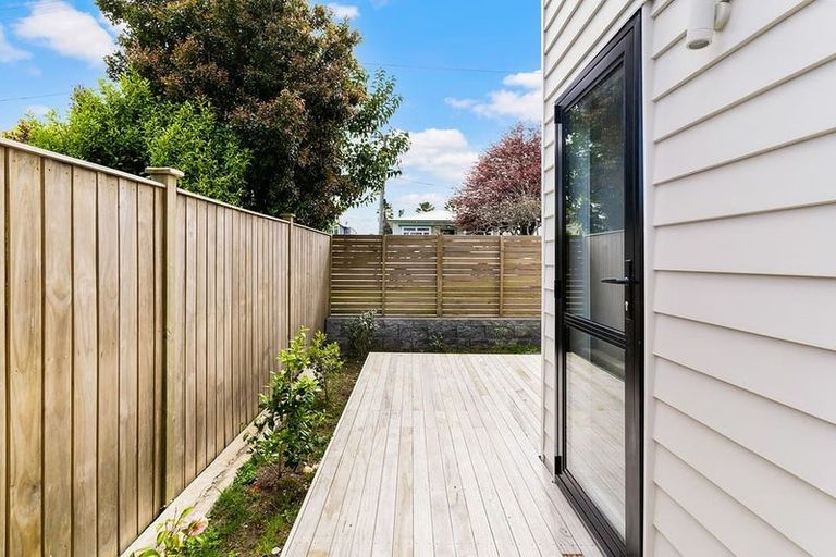 Photo of property in 1/8 Knight Avenue, Mount Albert, Auckland, 1025