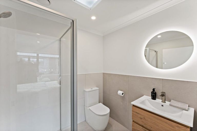 Photo of property in 660d Swanson Road, Swanson, Auckland, 0612