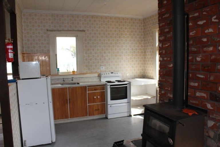 Photo of property in 18 Meihana Street, Takaka, 7110