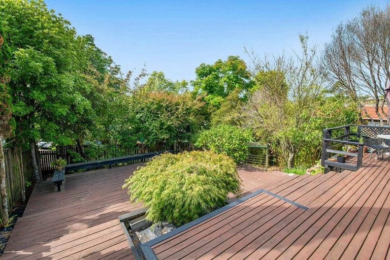 Photo of property in 1/4 Eastwood Rise, Browns Bay, Auckland, 0630