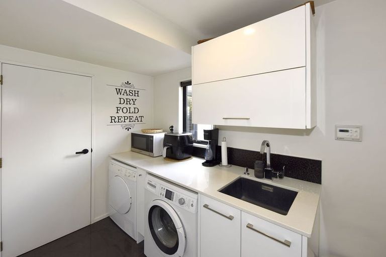 Photo of property in 8 Haineswood Lane, Sockburn, Christchurch, 8042