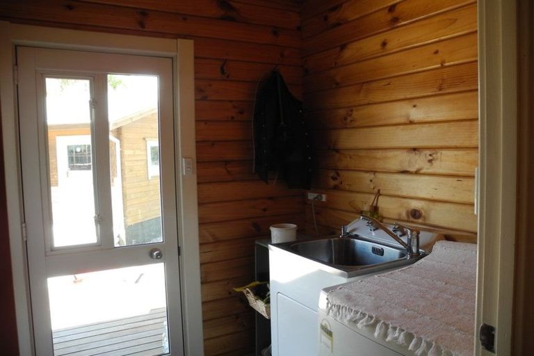 Photo of property in 14-16 Cameron Street, Waimate, 7924