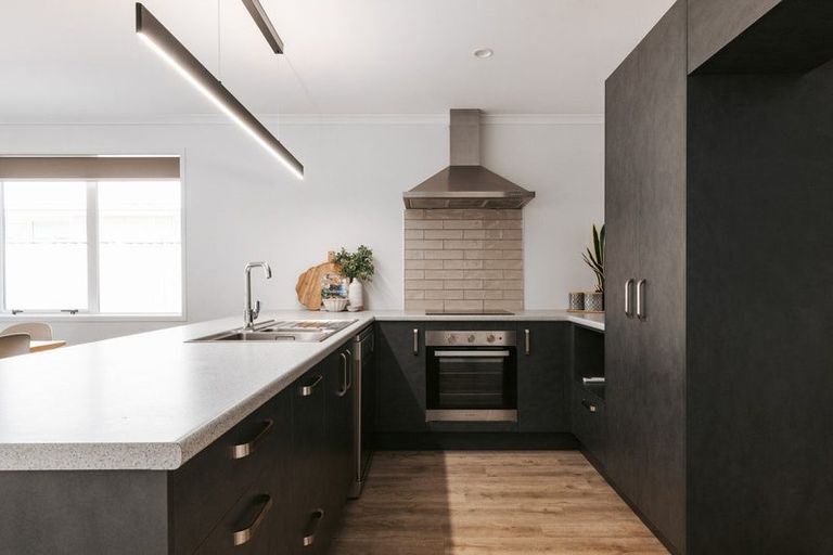 Photo of property in 65 Tabraham Crescent, Pyes Pa, Tauranga, 3112