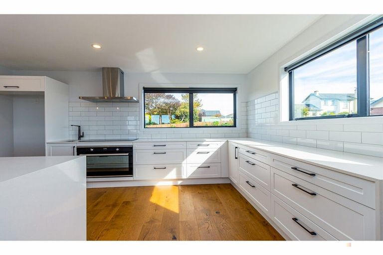 Photo of property in 6 Sea View Terrace, Seaview, Timaru, 7910