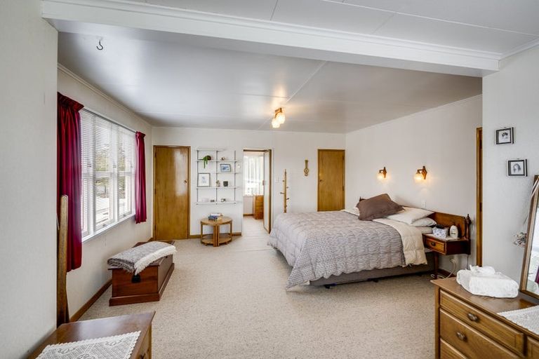 Photo of property in 1009 Caroline Road, Mayfair, Hastings, 4122