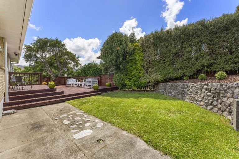 Photo of property in 15 Sunbrae Drive, Silverstream, Upper Hutt, 5019