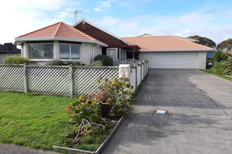 Photo of property in 78 Cedar Drive, Paraparaumu Beach, Paraparaumu, 5032