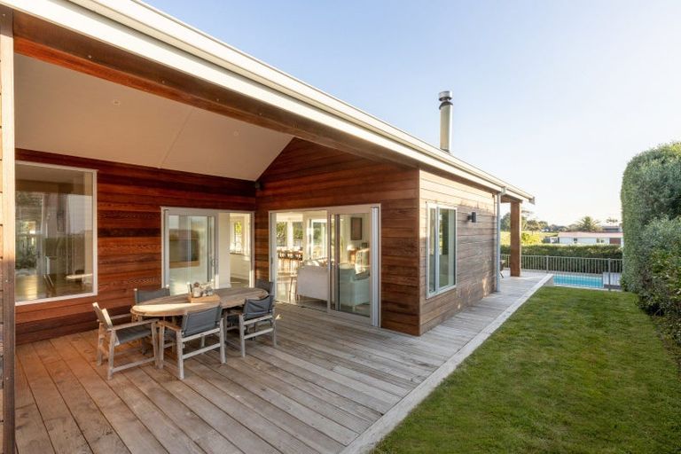 Photo of property in 108 Oceanbeach Road, Mount Maunganui, 3116