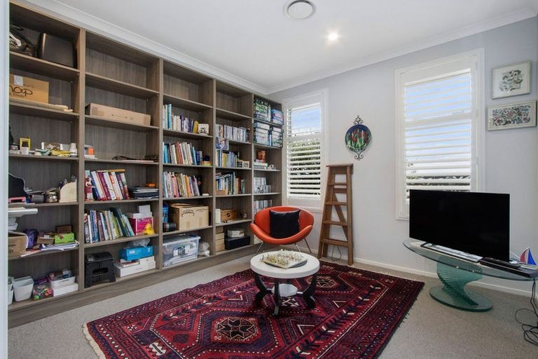 Photo of property in 49 Lakeside Terrace, Omokoroa, 3114