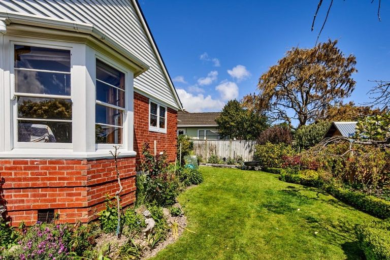 Photo of property in 2 Jutland Street, Waterloo, Lower Hutt, 5011
