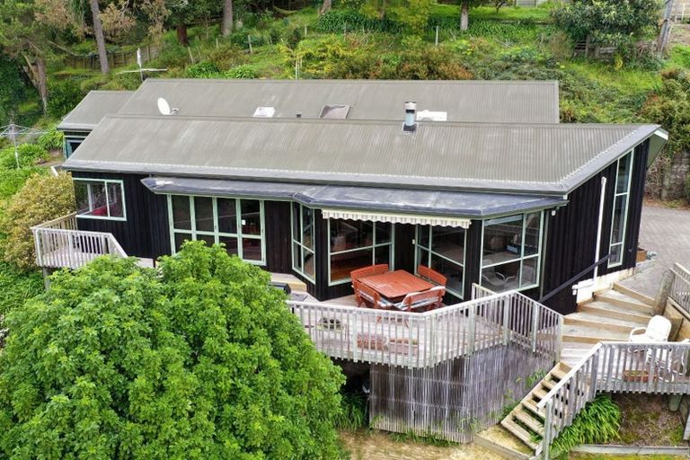 Photo of property in 39 Puflett Road, Havelock North, 4130