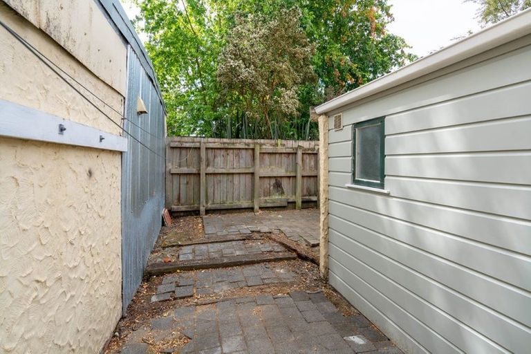 Photo of property in 72 Dundas Street, North Dunedin, Dunedin, 9016