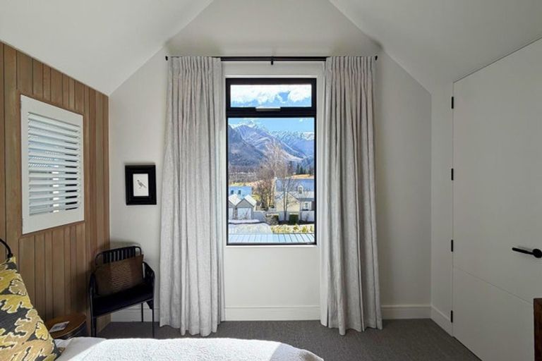 Photo of property in 31 Settlers Way, Arrowtown, 9371