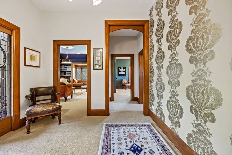 Photo of property in 7 Thorrington Road, Cashmere, Christchurch, 8022