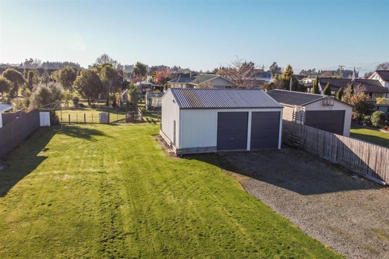 Photo of property in 22 Oxford Street, Waimate, 7924