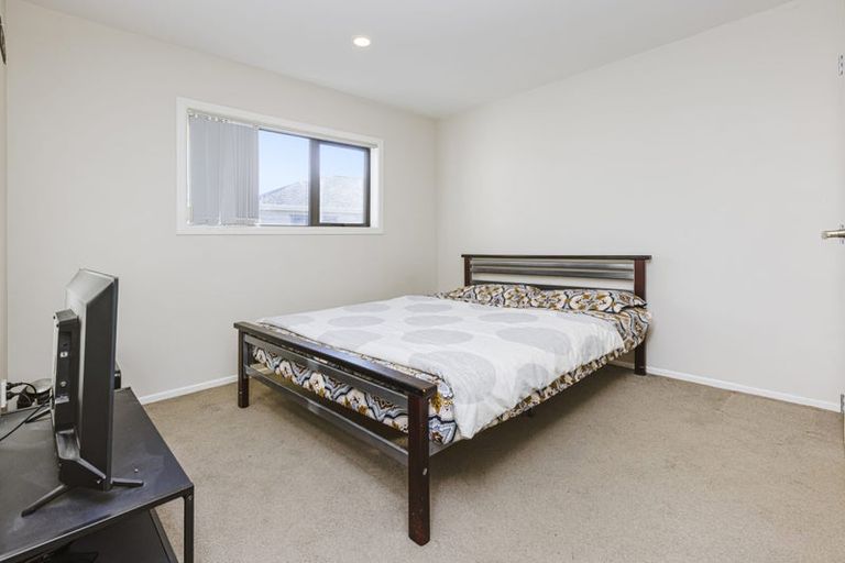 Photo of property in 54d Cambridge Terrace, Papatoetoe, Auckland, 2025