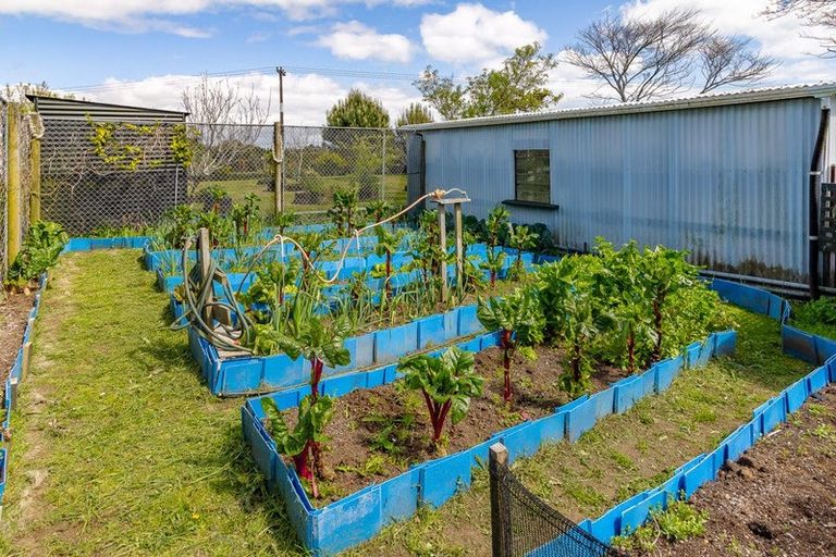 Photo of property in 347 Henwood Road, Hillsborough, New Plymouth, 4372