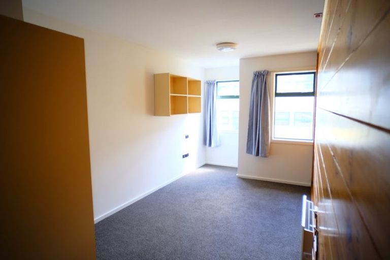 Photo of property in Te Awhina Apartments, 9/22 Sussex Street, Mount Cook, Wellington, 6021